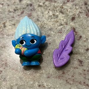 DreamWorks Trolls Band Together Mineez -
Glitter Rare Biggie